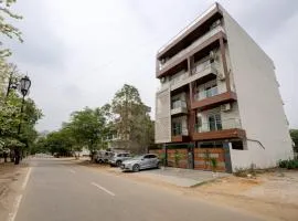 The Empire Studioz ,Golf Course Road ,One Horizon Center ,Paras Hospital Cyber City
