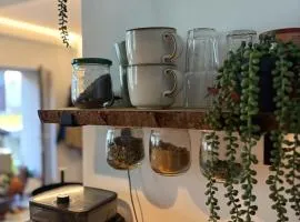 Quiet garden apartment with private sauna