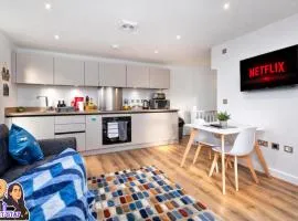 Copper Beech by Alt-Stay Contractor Accommodation - 2 Bed Contractor Home With Parking, Wi-Fi & Full Kitchen - Ideal For Long stays