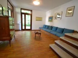 Spacious villa by the beach