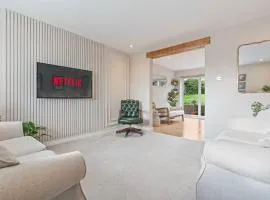 #107 - Peaceful and Perfect Rugby Home