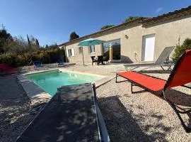 Villa Santa - Piscine - Wi-Fi - Proche Ventoux - idéal Cyclistes