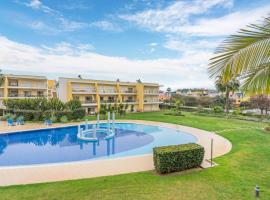 #010 Marina View Apartment Pool & Balcony, hotel din Albufeira