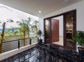 Luxe Grand Stay, Hotel in Chennai