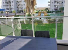 Viesnīca Pool View Apartment with Hotel Facilities Larnakā