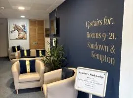 Sandown Park Lodge