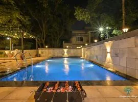5BHK - Costa Fortune By TropicanaStays
