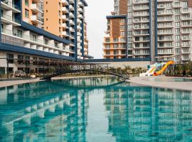 Riverside Life Residence, hotel a Trikomo
