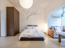 Japanese Emerald, hotell i Haifa