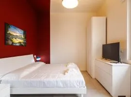 Tosa Apartment - Free WiFi, Air Conditioning & Private Parking