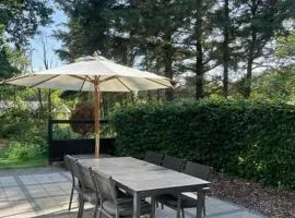 Personlighed Arkitekttegnet Hus Ved Spøttrup