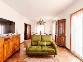 "Venetian Elegance Villa" - near Venice historic center, hótel í Mira