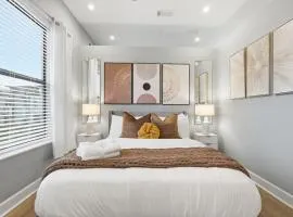 The Gatsby, Dallas Skyline Views, Private Balcony