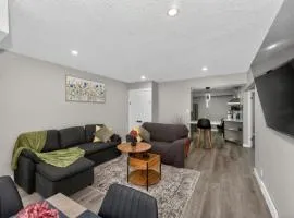 2BR Suite Near YYC Airport and Downtown 4324 UP