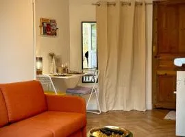 Le Petit Chai - Studio tout equipé au calme proche universités et transports