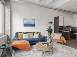 LUXE 1BR Condo with Downtown ATL view