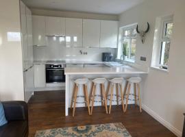 Stylish Holiday Home - Caherdaniel, hotel di Caherdaniel