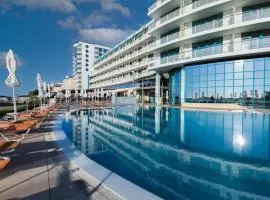 Berlin Golden Beach Hotel