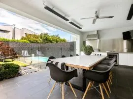 The Pool Pavilion - Where City meets Beach