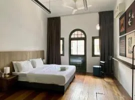 Aceh Suites by Aayu - 1 min walk to Armenian St