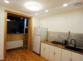 Close to road & Cozy Apartment with Smart Lock