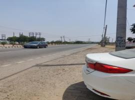 SPOT ON Neelkamal, hotel v destinaci Gurgáon