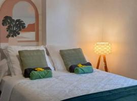 Ti case monstera à 10 min de la plage, hotel i Les Avirons