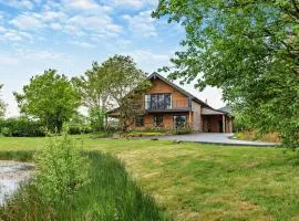 4 Bed in Rhayader oc-m28919