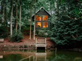 Barn at Edenwood+Spa Loft Tub+Luxe Couples Getaway