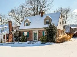 Cincy Area Bungalow with Deck and Yard, Pets Welcome!