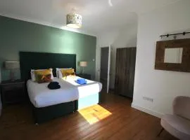 Coast to Coast- seafront stay