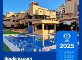 Precioso ático con vistas al mar y la montaña, hotel ad Águilas