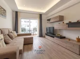 Modern 2-Bed Apartment, Pool, Central Albufeira