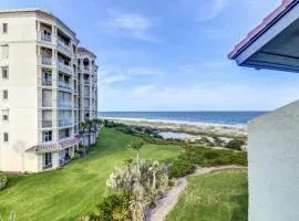 Hotel Side Condo at Amelia Island Plantation with Balcony, WiFi & Shared Pool