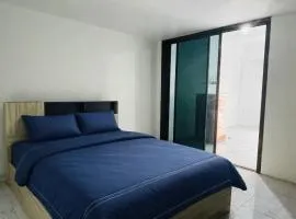Very budget 1 bedroom for sleep and a lot of space to stay
