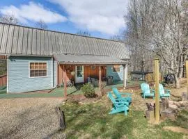 Hot Tub and Views! Squatchs Place in Blairsville