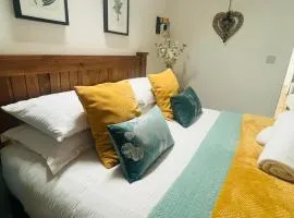 Modern Cottage ,Near Carlisle, the Borders and the Pennines , village pub & in peaceful village location