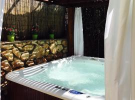 נופש בפינה, готель у місті Рош-Пінна