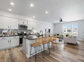 Spotless Parkside Stay King DreamCloud Sleeps 10