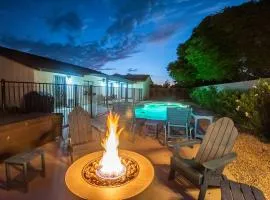5 Star Luxury with Private Pool and Cozy Firepit