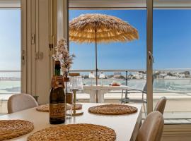 Le Crystal - Vue Mer & Accès Plage - Parking Privé – hotel w mieście Dinard