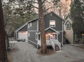 NEW Peak Pursuit Spa, Dogs Ok, Sauna, Lrg Game Rm, hotell sihtkohas Sugarloaf