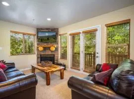 Ski Paradise MH 303 Near Powder Mtn Hot Tub