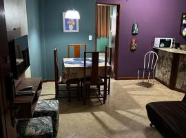 Kitnet Aurora, hotel en Miguel Pereira