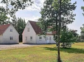 5 star holiday home in Lärbro