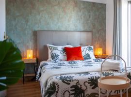 Just4uApartment 2 - Near Lisbon & Beach - With AC, hotel Almadában