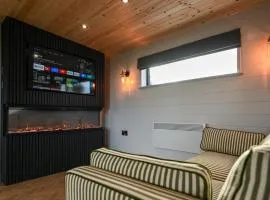 Staining Luxury Lodges