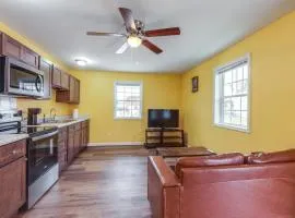 Close to Downtown Ashland! Convenient Suite