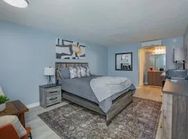 Residence at Windsor 2404