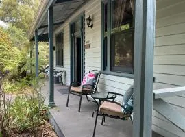 Bromwich Guest House - 250m to town centre!
